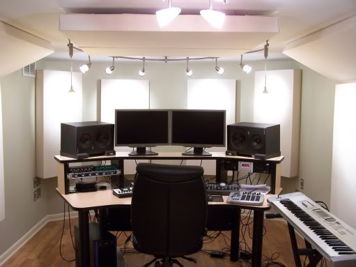 Home Mixing Studio with Jonathan Wyman - GIK Acoustics Europe